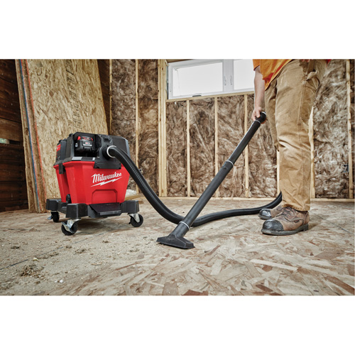 Aspirateur sec/humide sans fil M18 Fuel, 18 V, Capacit&eacute; 6 gal. PB Rental Co. Ltd.