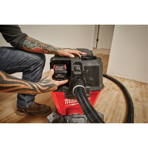 Aspirateur sec/humide sans fil M18 Fuel, 18 V, Capacit&eacute; 6 gal. PB Rental Co. Ltd.