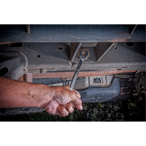 90-Tooth Reversible Ratcheting Wrench, 12 Point, 1/2", Chrome/Polished Finish PB Rental Co. Ltd.