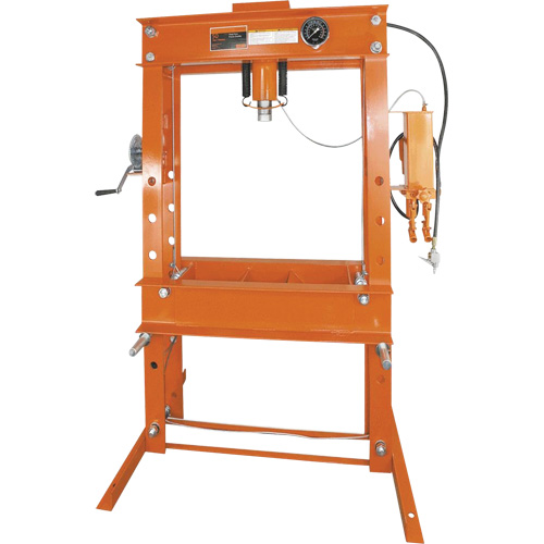 Presses pour atelier &agrave; usage lourd, Capacit&eacute; 50 tonnes PB Rental Co. Ltd.