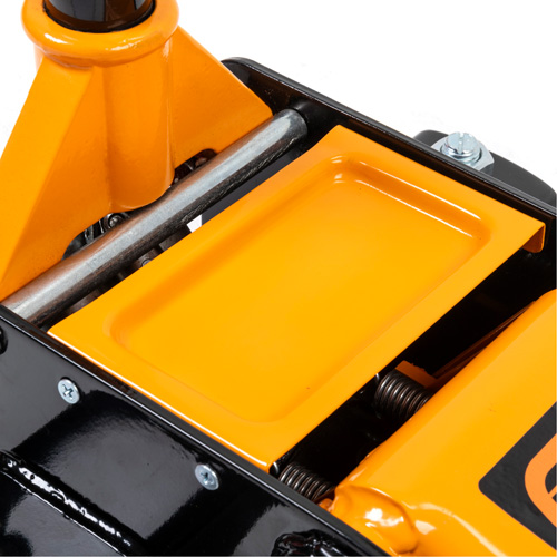 Heavy-Duty Floor Jack, 3 Ton(s) Capacity, 5-1/4" Lowered, 18-1/4" Raised, Manual Hydraulic PB Rental Co. Ltd.