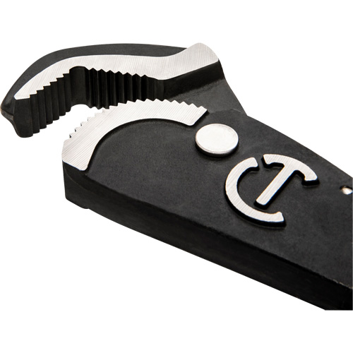 Self-Adjusting Dual Material Pipe Wrench, 1-1/2" Jaw Capacity, 12" Long, Black Oxide Finish, Cushion Handle PB Rental Co. Ltd.
