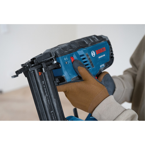 Cloueur pour clous &agrave; t&ecirc;te perdue de calibre 18 (outil seul), 18 V, Lithium-ion PB Rental Co. Ltd.