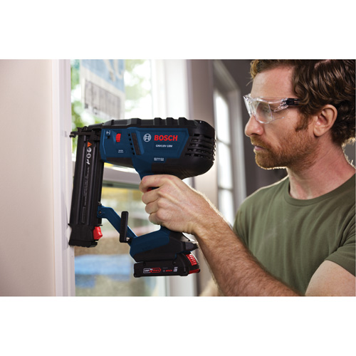 Brushless 18-Gauge Brad Nailer Kit with Standard Power Battery, 18 V, Lithium-Ion PB Rental Co. Ltd.