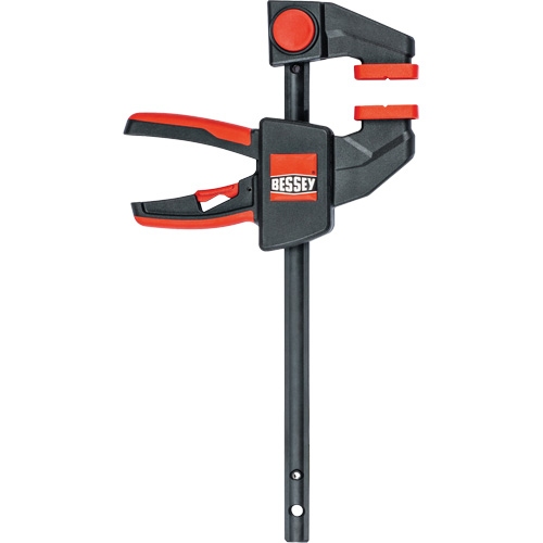 Serre-joints &agrave; g&acirc;chette, moyen format, 6" (152,4 mm) PB Rental Co. Ltd.