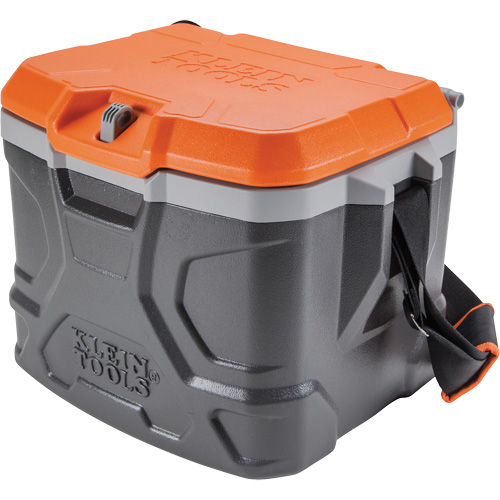 Glaci&egrave;re Tradesman Pro Tough Box, 17 pnte Capacit&eacute; PB Rental Co. Ltd.