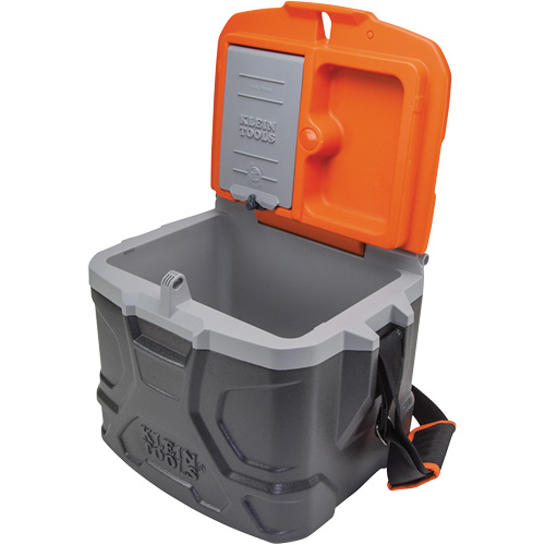 Glaci&egrave;re Tradesman Pro Tough Box, 17 pnte Capacit&eacute; PB Rental Co. Ltd.