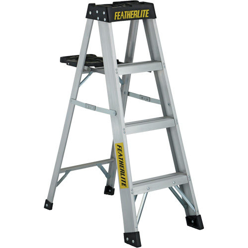 3400 Series Industrial Extra Heavy-Duty Step Ladder, 4', Aluminum, 300 lbs. Capacity, Type 1A PB Rental Co. Ltd.