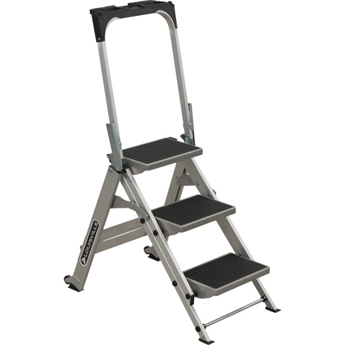 &eacute;chelle escabeau avec roues pivotantes, 3 marches, 34" x 22" x Hauteur 50,75" PB Rental Co. Ltd.