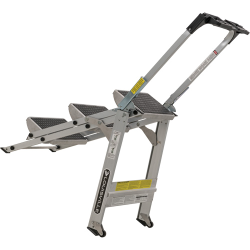 &eacute;chelle escabeau avec roues pivotantes, 3 marches, 34" x 22" x Hauteur 50,75" PB Rental Co. Ltd.