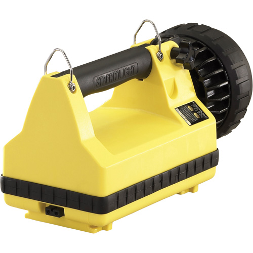 Lanterne avec syst&egrave;me de montage pour v&eacute;hicule E-Flood LiteBox, DEL, 615 lumens, 8 hres de fonctionnement, piles Rechargeable, Compris PB Rental Co. Ltd.