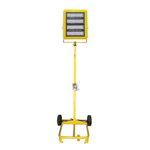 Chariot d'&eacute;clairage &agrave; t&ecirc;te unique avec treuil, DEL, 200 W, 30000 lumens, Boîtier en Aluminium PB Rental Co. Ltd.