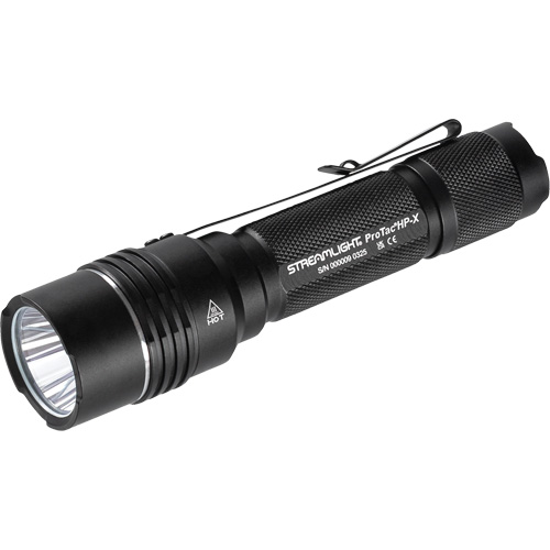 Ensemble de lampe de poche &agrave; main ProTac HP-X, DEL, 800 lumens, Piles CR123A PB Rental Co. Ltd.