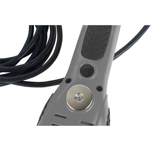 Baladeuse avec cordon d'alimentation de 15' & SJTOW 16/3, DEL, 14 W, 1600 Lumens PB Rental Co. Ltd.