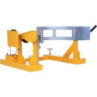 Porte-baril pour chariot &agrave; fourche, Pour 55 gal. US (45,8 gal imp&eacute;rial) PB Rental Co. Ltd.