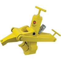 D&eacute;monte-talons hydraulique Combi s&eacute;rie Pro PB Rental Co. Ltd.