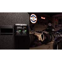 Chargeur de batterie 2 sorties de 4 A Genius 2X2 PB Rental Co. Ltd.