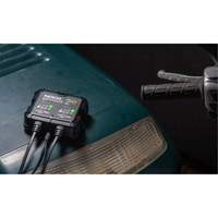Chargeur de batterie 2 sorties de 4 A Genius 2X2 PB Rental Co. Ltd.