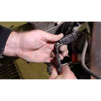 Pinces de d&eacute;connexion &agrave; 85 degr&eacute;s PB Rental Co. Ltd.