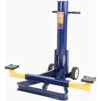 V&eacute;rin &agrave; fourche pneumatique, Capacit&eacute; de 2,5 tonne(s) PB Rental Co. Ltd.