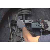 &eacute;l&eacute;vateur de jambe de force PB Rental Co. Ltd.