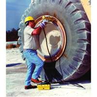 Ensemble de brise-talon pour pneus g&eacute;ants/&eacute;quipement de terrassement avec pompe hydraulique de 1/2 gallon PB Rental Co. Ltd.