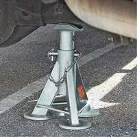 Chandelles d'essieu de type montant, Capacit&eacute; de 5 tonnes, 10" - 17-1/4" h PB Rental Co. Ltd.