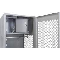 Casier pour &eacute;quipement avec porte, Acier, 24" la x 24" p x 72" h, Gris PB Rental Co. Ltd.