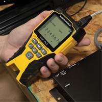 Ensemble de test de c&acirc;bles Ethernet avec testeur Scout Pro 3, t&eacute;l&eacute;commandes et adaptateur PB Rental Co. Ltd.