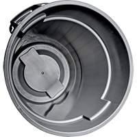 Contenant gris Titan pour d&eacute;chets, Plastique, 20 gal. US PB Rental Co. Ltd.
