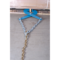 Tire-palette, 16 lb Poids, 7" Ouverture des m&acirc;choires, 5000 lb Capacit&eacute; de tirage, 3" Hauteur de la m&acirc;choire PB Rental Co. Ltd.