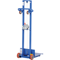 Empileur &agrave; plateforme, M&eacute;canisme Treuil manuel, Capacit&eacute; de 400 lb, Levage max de 58" PB Rental Co. Ltd.