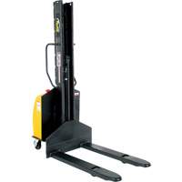 Gerbeur motoris&eacute; avec m&acirc;t &eacute;troit, Fonctionnement &eacute;lectrique, Capacit&eacute; 1500 lb, Lev&eacute;e max 63" PB Rental Co. Ltd.