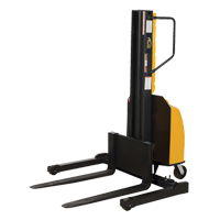 Gerbeur motoris&eacute; avec m&acirc;t &eacute;troit, Fonctionnement &eacute;lectrique, Capacit&eacute; 1500 lb, Lev&eacute;e max 98" PB Rental Co. Ltd.