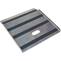 Aluminum Curb Ramp, 750 lbs. Capacity, 27" W x 27" L PB Rental Co. Ltd.