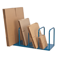 Support &agrave; niveau pour boîtes de carton PB Rental Co. Ltd.