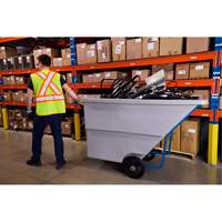Chariot basculeur en acier, Poly&eacute;thyl&egrave;ne, 1,1 vg³, Capacit&eacute; de charge de 1250 lb PB Rental Co. Ltd.