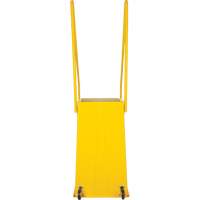 Escabeau industriel, 4 marches, 44" x 22-1/4" x Hauteur 65-1/8" PB Rental Co. Ltd.