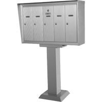 Boîtes aux lettres plateforme unique, Fixation Socle, 16" x 5-1/2", 3 portes, Aluminium PB Rental Co. Ltd.