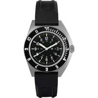 Montre Steel Navigator sur ensemble bracelet en caoutchouc noir de trois morceaux, Num&eacute;rique, &agrave; piles, 41 mm, Noir PB Rental Co. Ltd.