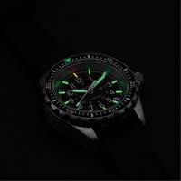 Montre Steel Navigator avec date sur ensemble bracelet en caoutchouc noir de trois morceaux, Num&eacute;rique, &agrave; piles, 36 mm, Noir PB Rental Co. Ltd.