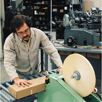 Rubans adh&eacute;sifs opaques 8934 Tartan, &eacute;paisseur 4 mils, 12 mm (1/2") x 55 m (180')  PB Rental Co. Ltd.