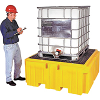 GRV Spill Pallet Plus avec drain, Capacit&eacute; de d&eacute;versement 365 gal. US, 62" x 62" x 28" PB Rental Co. Ltd.
