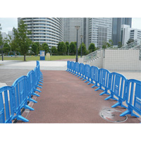 Minit Barricade, Interlocking, 49" L x 39" H, Green PB Rental Co. Ltd.