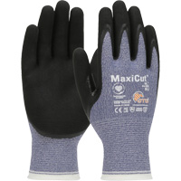 Gants r&eacute;sistants aux coupures dans un milieu de travail huileux ATG MaxiCut, Grand, Calibre 15, Rev&ecirc;tement Nitrile, ASTM ANSI niveau A3/EN 388 niveau 4/EN 388 niveau C PB Rental Co. Ltd.