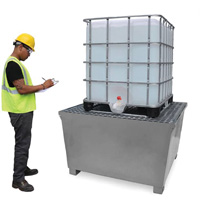 Ultra-IBC Spill Pallet en acier, Capacit&eacute; de d&eacute;versement 370 gal. US, 57,6" x 34,7" x 56,9" PB Rental Co. Ltd.