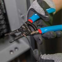 Klein-Kurve&reg; Wire Stripper & Cutter PB Rental Co. Ltd.