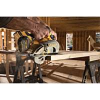 Scie circulaire sans balai Flexvolt Max avec frein &eacute;lectrique (outil seulement), 7-1/4", 60 V PB Rental Co. Ltd.