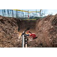 Coupe-c&acirc;ble pour c&acirc;bles souterrains de 3" M18 Force Logic avec t&eacute;l&eacute;commande sans fil PB Rental Co. Ltd.