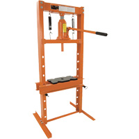 Presse datelier &agrave; usage intensif, Capacit&eacute; 12 tonne(s) PB Rental Co. Ltd.